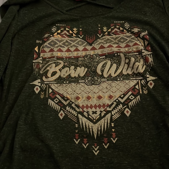 No Boundaries T-shirt, size L/G 11-13, Army Green Long Sleeve. - Picture 5 of 10